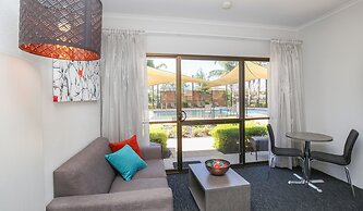 Comfort Inn Deakin Palms