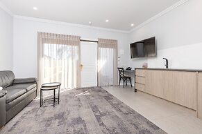 Comfort Inn Deakin Palms