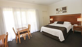 Comfort Inn Deakin Palms