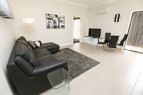 Comfort Inn Deakin Palms