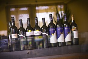 Comfort Inn Deakin Palms