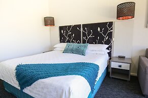 Comfort Inn Deakin Palms