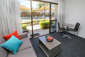 Comfort Inn Deakin Palms