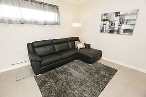 Comfort Inn Deakin Palms