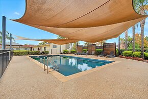 Comfort Inn Deakin Palms