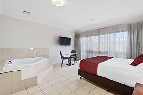 Comfort Inn Deakin Palms