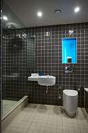 Clayton Hotel Chiswick