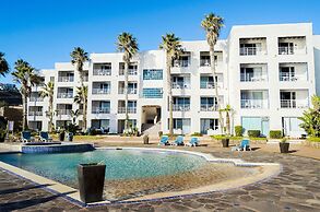 Las Rocas Resort And Spa