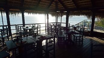 Las Rocas Resort And Spa