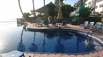 Las Rocas Resort And Spa