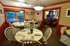 The Heron Inn & Day Spa