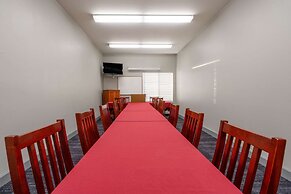 La Quinta Inn & Suites by Wyndham Rifle