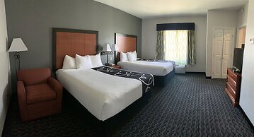 La Quinta Inn & Suites by Wyndham Rifle