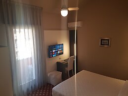 Hotel Diana