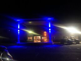 Quality Inn & Suites Salina National Forest Area