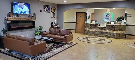 Quality Inn & Suites Salina National Forest Area