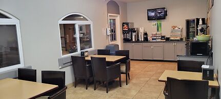 Quality Inn & Suites Salina National Forest Area