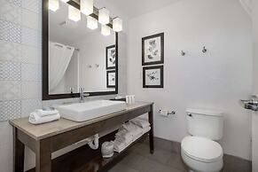 Country Inn & Suites by Radisson, Port Canaveral, FL