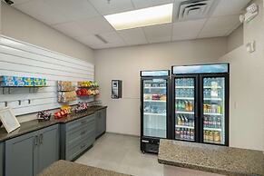 Country Inn & Suites by Radisson, Port Canaveral, FL