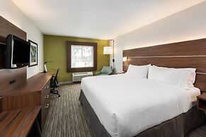 Holiday Inn Express Warrenton by IHG
