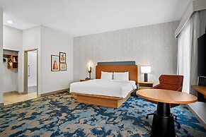 Hampton Inn & Suites Waxahachie