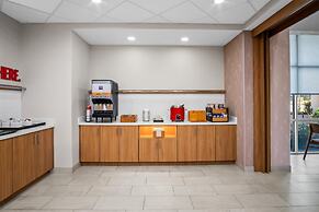 Hampton Inn & Suites Waxahachie