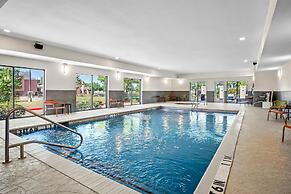 Hampton Inn & Suites Waxahachie