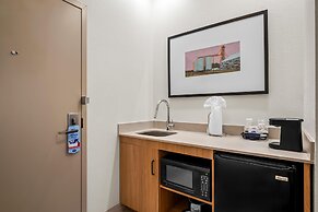 Hampton Inn & Suites Waxahachie