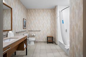 Hampton Inn & Suites Waxahachie