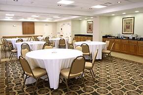 Hampton Inn & Suites Chesapeake-Square Mall