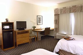 Hampton Inn & Suites Chesapeake-Square Mall