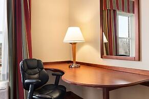 Hampton Inn & Suites Williamsburg Historic District