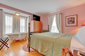 The James Place Inn B&B