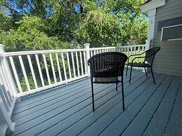 The James Place Inn B&B