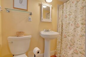 The James Place Inn B&B