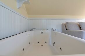 The James Place Inn B&B