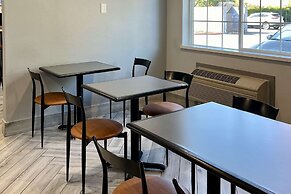 Quality Inn Tracy I-205