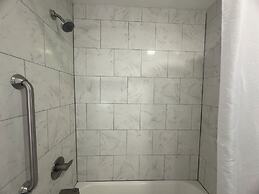 Wingate by Wyndham Kings Bay Naval Base / I-95