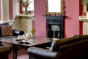 Broadfield Park Hotel