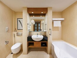 Novotel Hyderabad Convention Centre Hotel