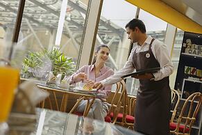 Novotel Hyderabad Convention Centre Hotel