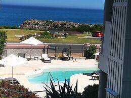 Misty Waves Boutique Hotel