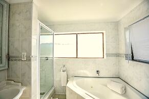 Misty Waves Boutique Hotel