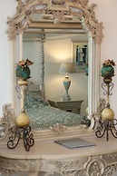 Misty Waves Boutique Hotel