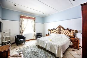 Misty Waves Boutique Hotel