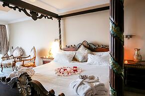 Misty Waves Boutique Hotel