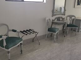 Misty Waves Boutique Hotel