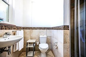 Misty Waves Boutique Hotel