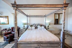 Misty Waves Boutique Hotel