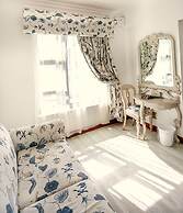 Misty Waves Boutique Hotel